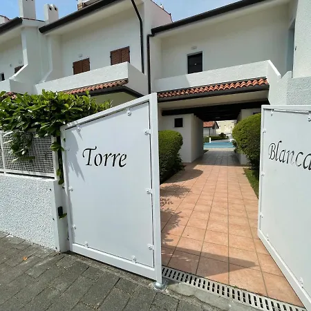 Apartment Mansarda Torre Blanca *