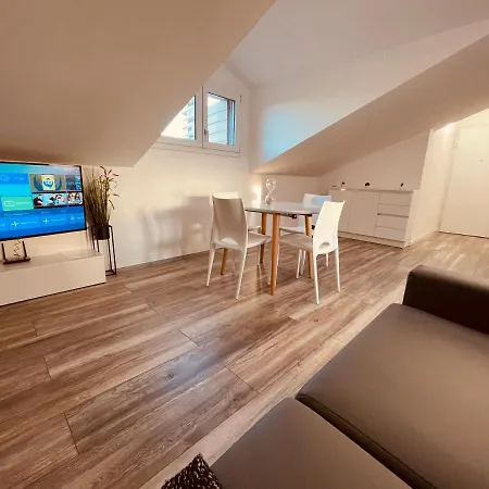 Mansarda Torre Blanca Apartment